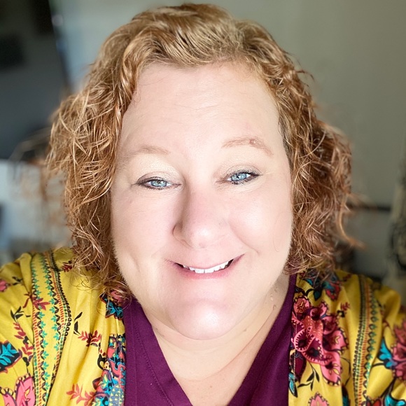 Meet your Posher, Jessica - Picture 4 of 11